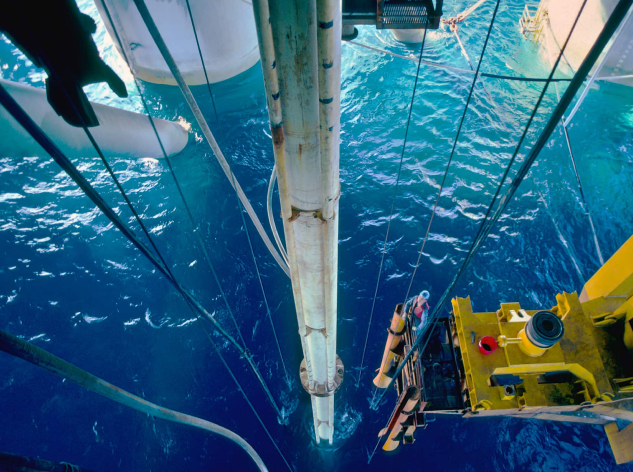 subsea-history-image